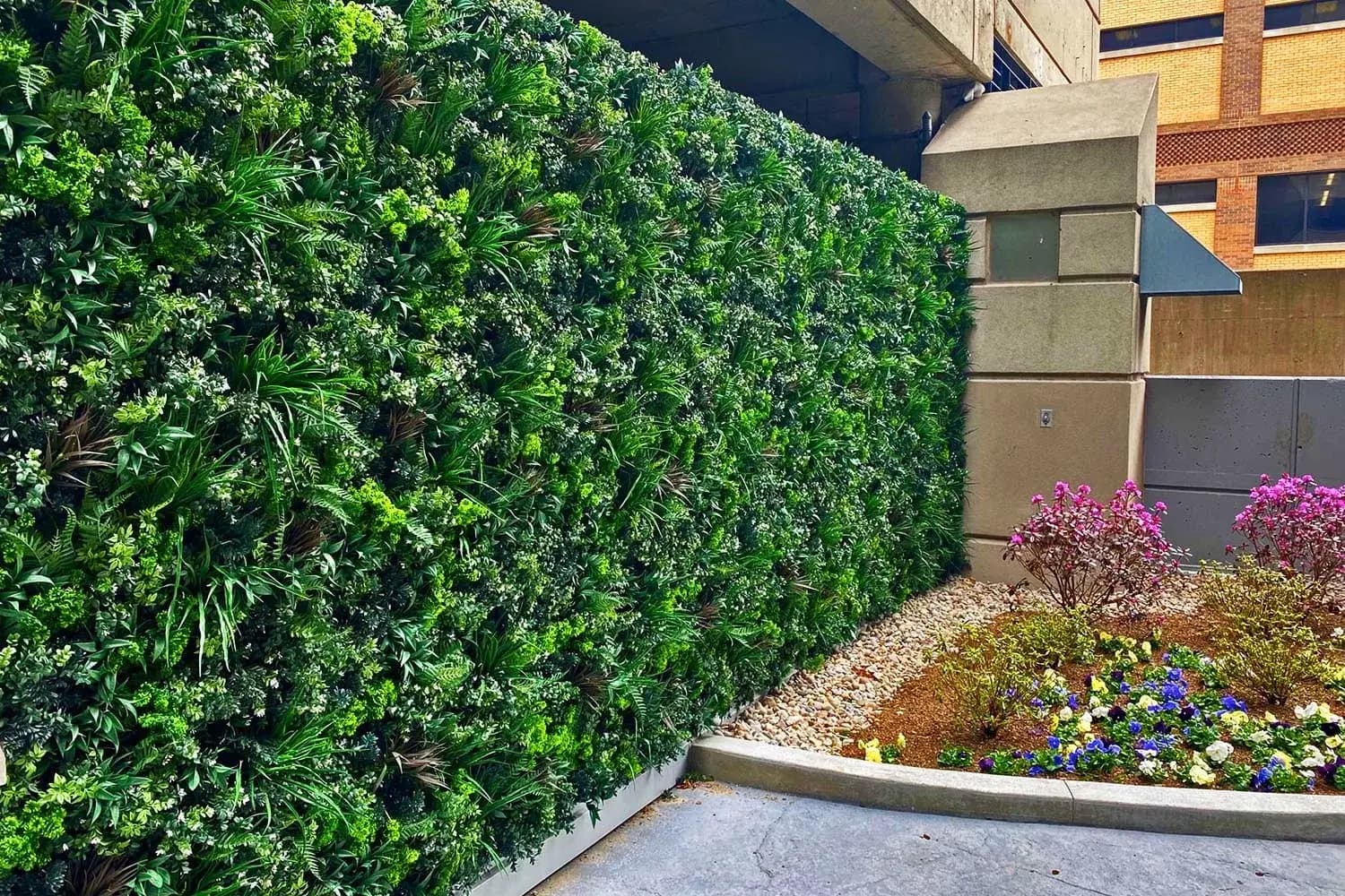 Smart Tips for Using Artificial Hedges to Lend Privacy and Enhance Beauty