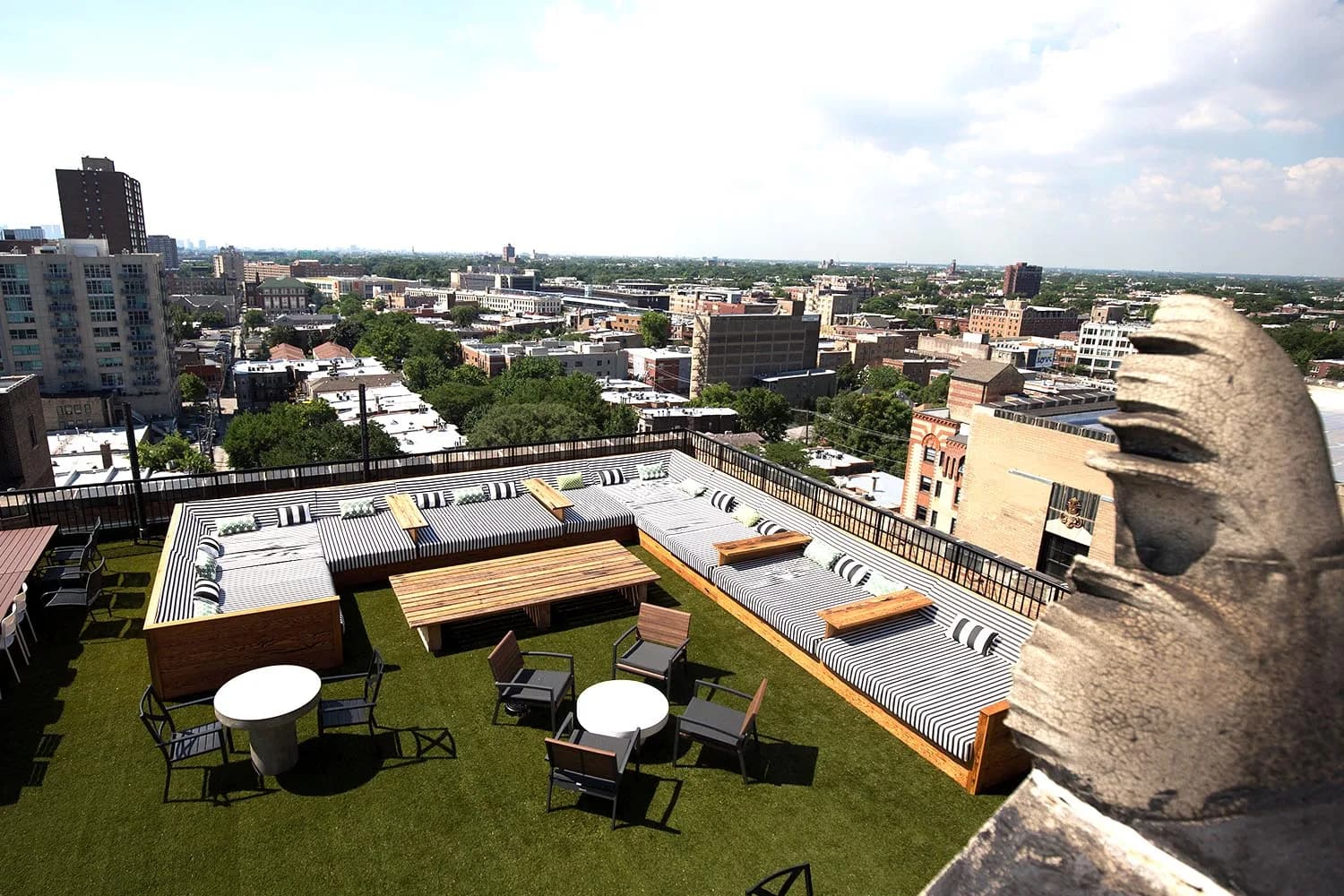 Synthetic Turf for Commercial Use – Applications for Your Spaces